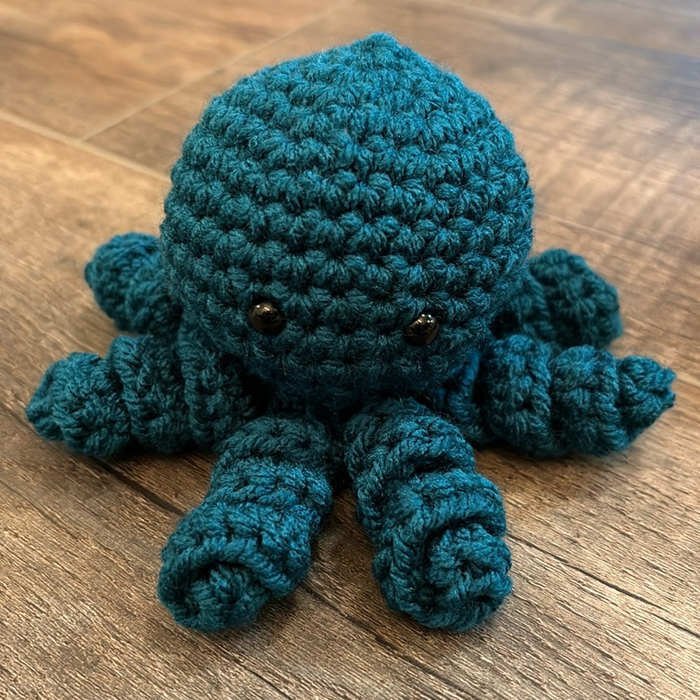 Handmade Crochet Amigurumi Octopus Green Ocean Stuffed Animal Kid Gift MiniCute